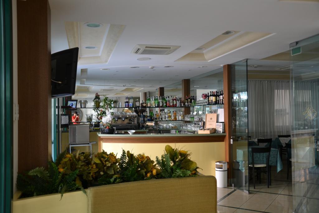 Hotel Ariston ميسانو ادرياتيكو المظهر الخارجي الصورة